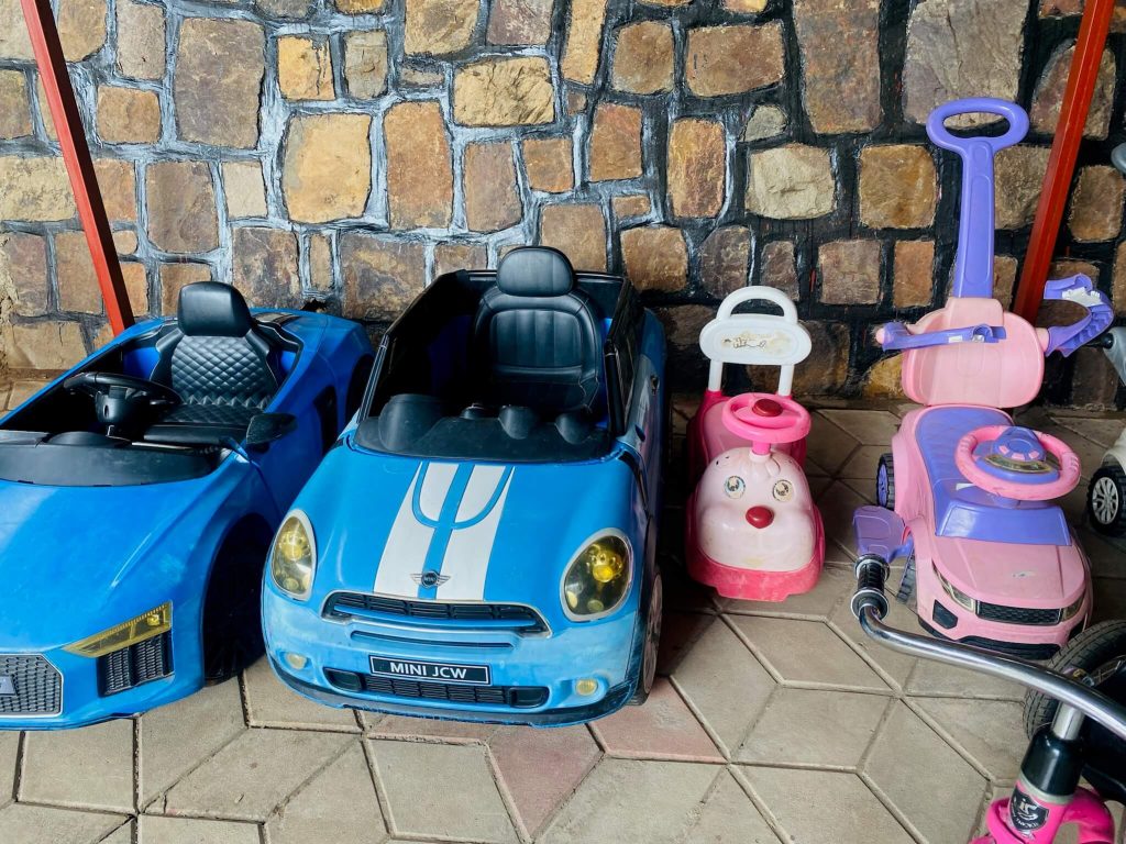 Ride-On Play Area